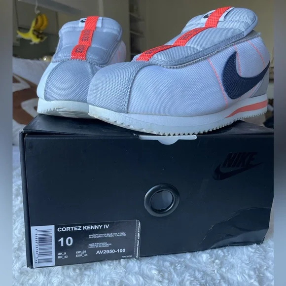 Nike Cortez Kenny IV (Kendrick Lamar) - Picture 3 of 12